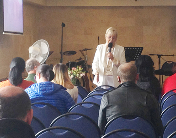 Förbön på retreat i Haifa febr 2020