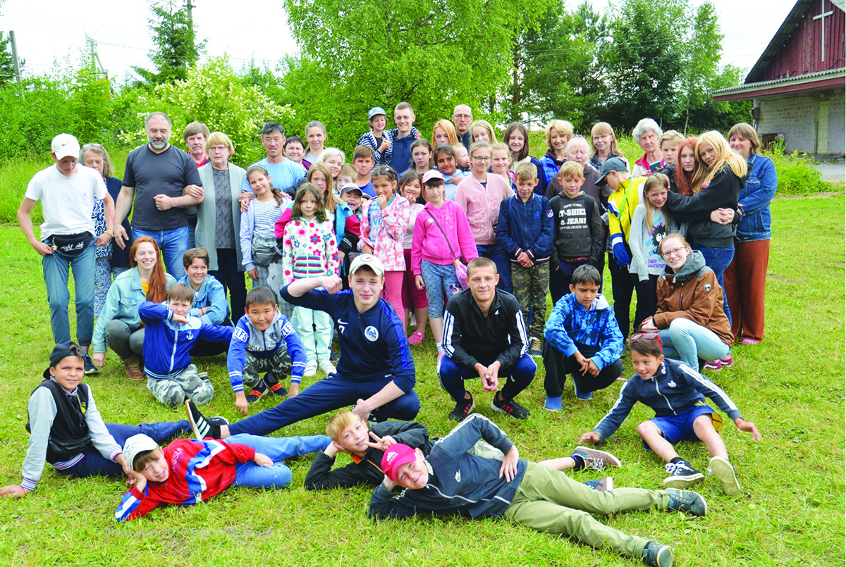 Team East Mission ry:n kesäleiri Tihkovitsassa Venäjällä hei